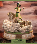 Avatar: The Last Airbender - Toph PVC (Definitive Edition) (tophde_02.jpg)