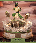 Avatar: The Last Airbender - Toph PVC (Definitive Edition) (tophde_08.jpg)
