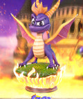 Spyro (Exclusive) (vertical_01_3_3.jpg)