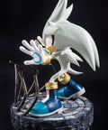 Silver the Hedgehog (Exclusive) (vertical_06_1_1.jpg)