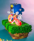Sonic the Hedgehog 25th Anniversary (Exclusive) (vertical_09_2_13.jpg)