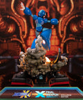 Mega Man X4 - X (Final Weapon) Exclusive Edition (xblueex_03.jpg)