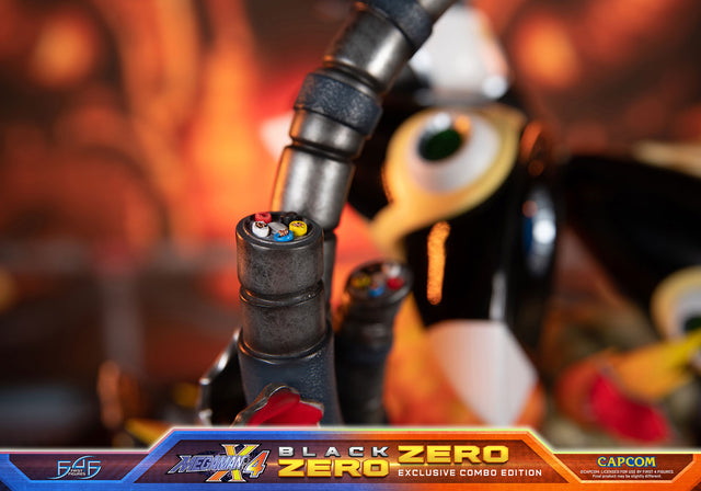 Mega Man X - Zero Combo Exclusive Edition (zero_blackst_14_1_1.jpg)
