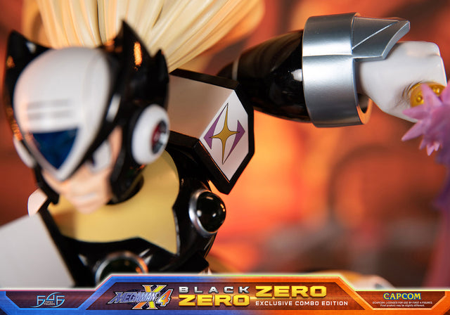 Mega Man X - Zero Combo Exclusive Edition (zero_blackst_15_1_1.jpg)